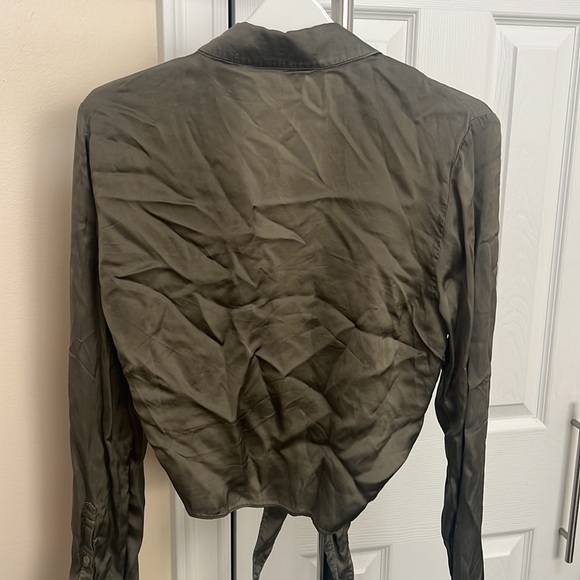 Aritzia Sage Green Tie Front Top Silk Wilfred - Picture 7 of 8